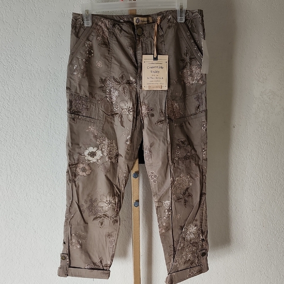 Democracy Denim - Democracy Floral Tan Cropped Jeans